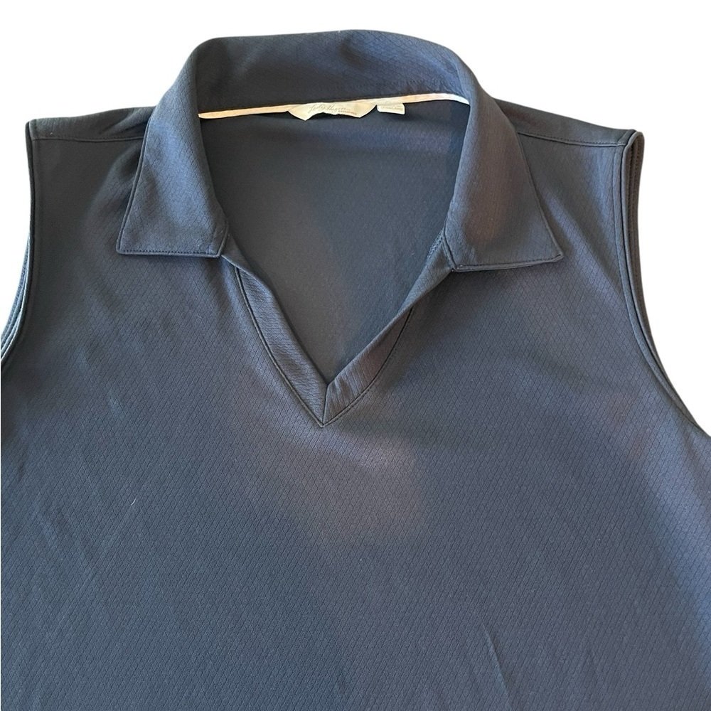 ⛳️Like New LADY HAGEN Women's Lg Sleeveless Navy Top. Subtle diamond pattern - Picture 7 of 7